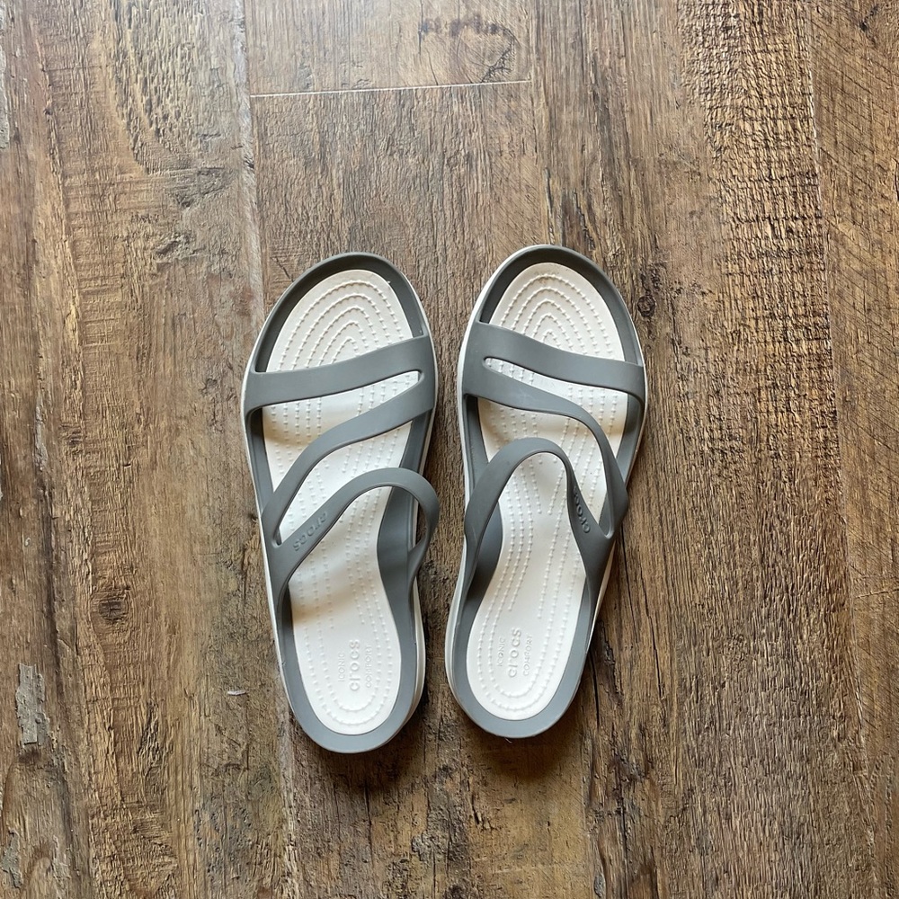 Crocs Cushion Sandals